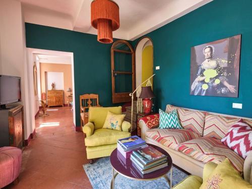 Vibrant Holiday Home In Lucca Lu With Private Pool