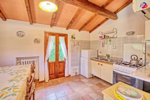 Lake Apartment In Villa Massi