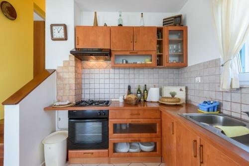Holiday Home 3559-1 For 6 People In Veli Rat