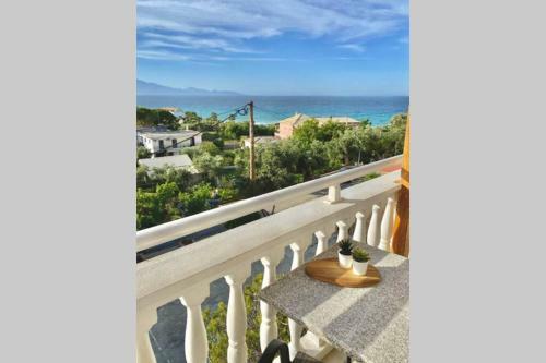 Apartamento Airy Flat At Xenios Avlais
