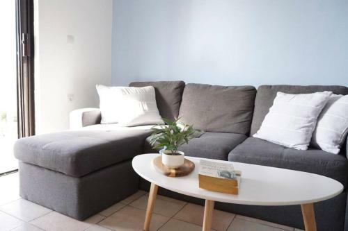 Apartamento Airy Flat At Xenios Avlais