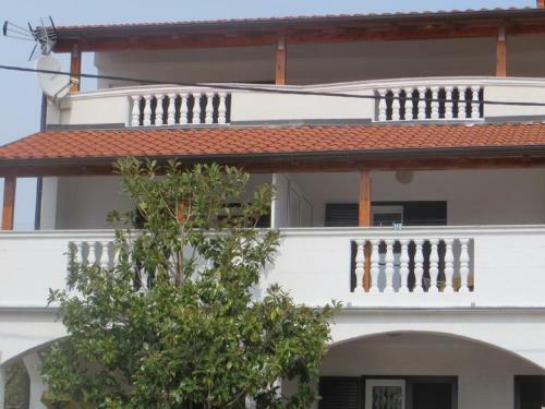 Apartments Dani - With Parking