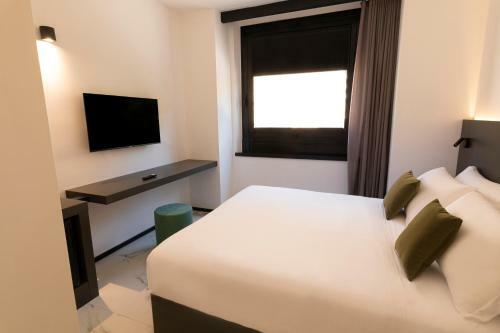 The City Hotel