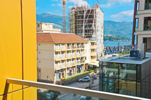 Orange Lux Apartments