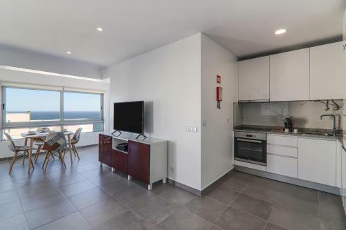 Apartamento Torre Invicta 6�c - Vista Mar