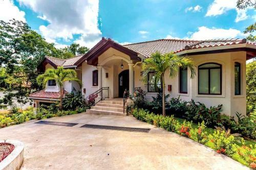 Villa Mila Casa, Parrot Tree / Luxury Home-private Pool