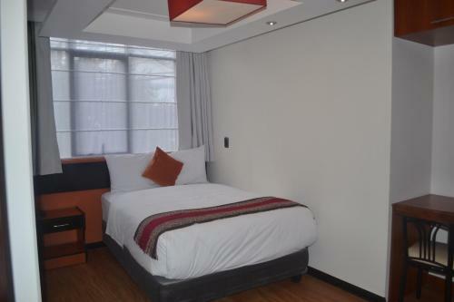 Capac Hotel