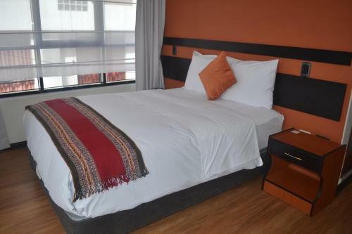 Capac Hotel