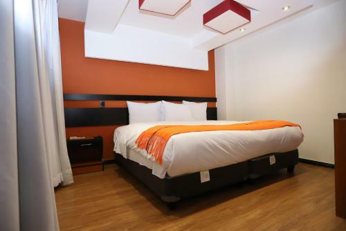 Capac Hotel