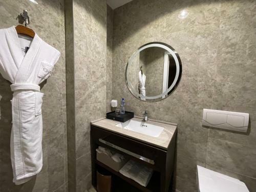 Hotel Ioka H�tel & Suites Lom�