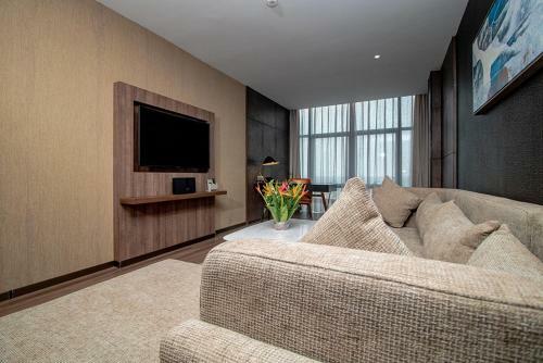 Hotel Ioka H�tel & Suites Lom�