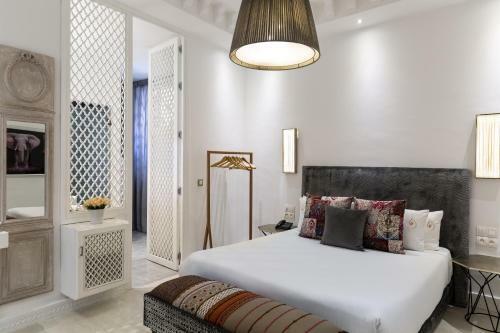 Suite Azur Hotel