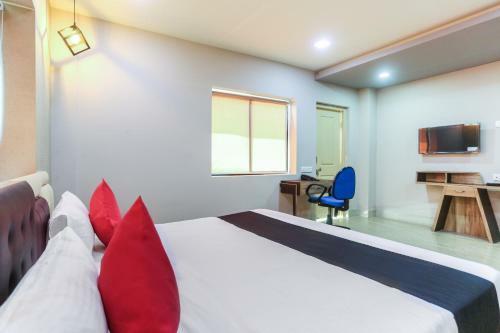 Hotel Capital O 48989 Mr House