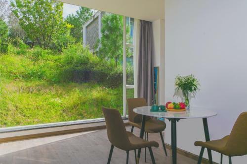 Hotel Mountain And Lake Villa Resorts Lijiang