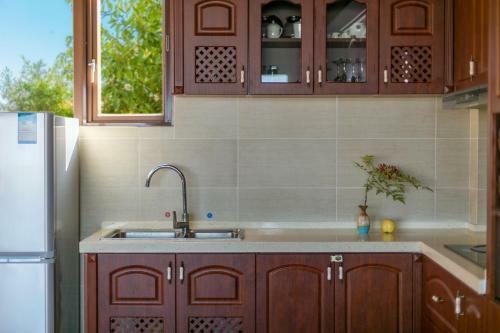 Hotel Mountain And Lake Villa Resorts Lijiang