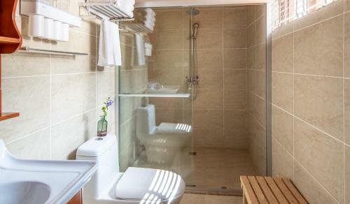 Hotel Mountain And Lake Villa Resorts Lijiang