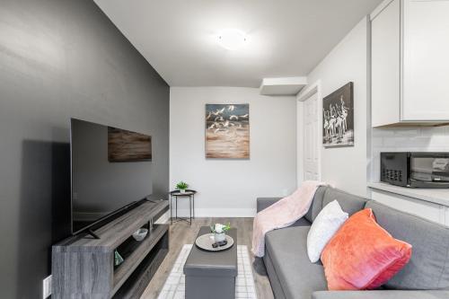 Upscale 1br - Boutique Apartment - Prime Location!