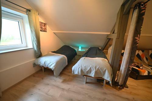 La Petite Maison Dans La Prairie