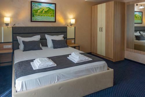 ????? ????? / Hotel Ariel