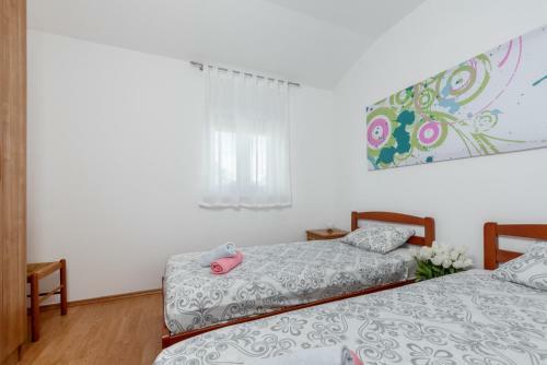 Holiday House Dora