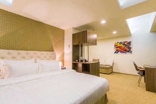 Hotel Pirimze Plaza