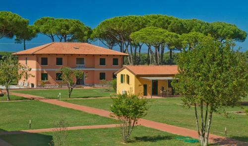 Apartamento La Fattoria Di Tirrenia