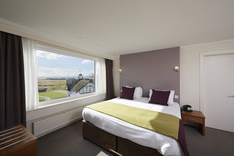Royal Golf Hotel