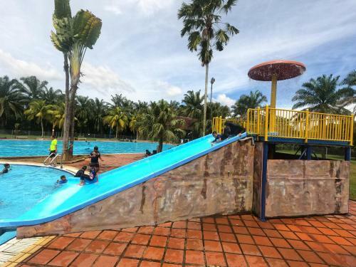 Hotel Bukit Beruntung Resort
