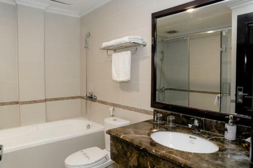 White Palace Thai Binh Hotel