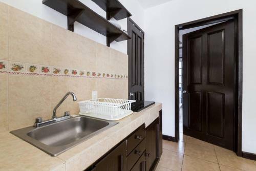 Apartamento Speedy Double Room Dolce Vita Caribe Beach B&B