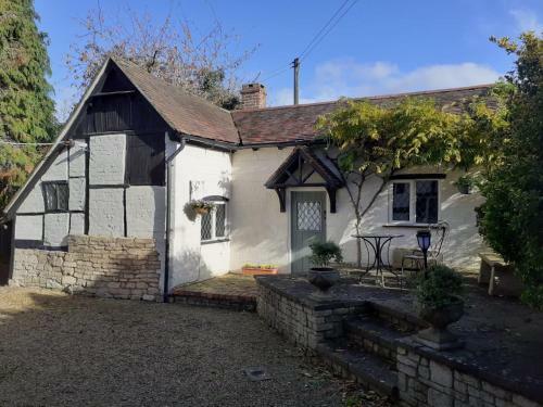 The Old Thatch - Bredon