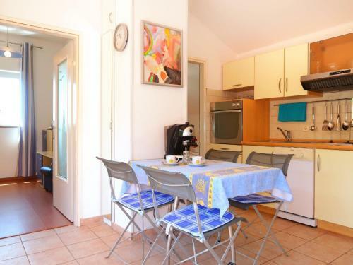 Apartment Margareta - Ics102