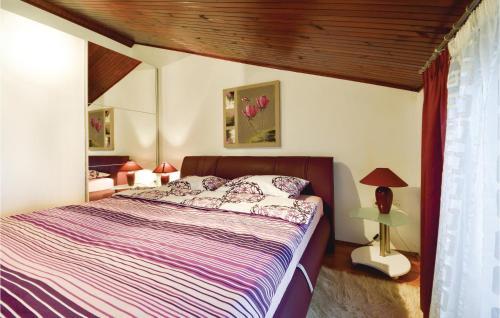 Two-bedroom Apartment In Pomer