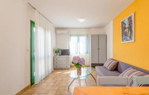 Awesome Apartment In Povlja With Wifi And 2 Bedrooms