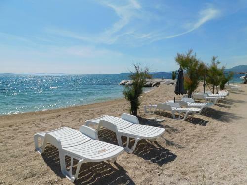 Hostal Beach Villa Bozikovic