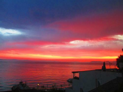 Hostal Beach Villa Bozikovic