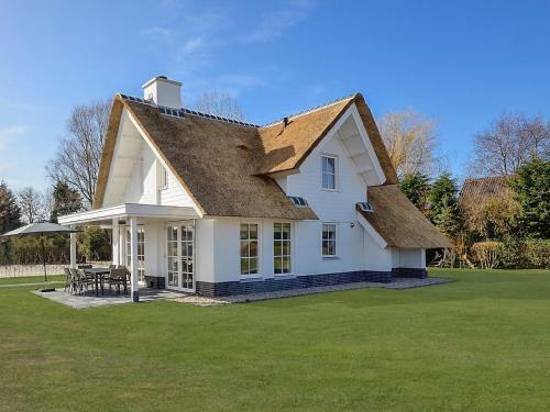 Holiday Home De Witte Raaf-2
