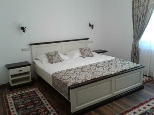 Hostal Pensiunea In Poiana