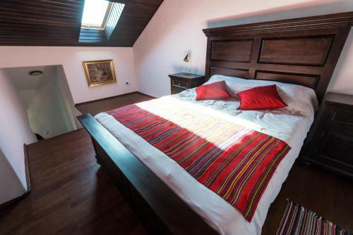 Hostal Crama Apogeum