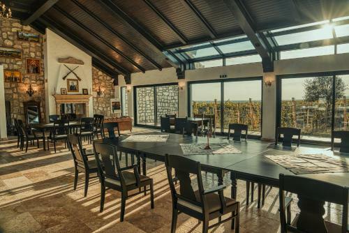 Hostal Crama Apogeum