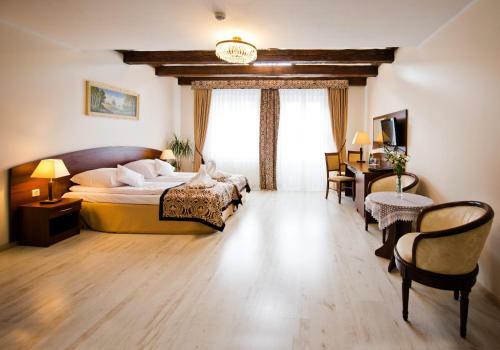 Hotel Dw�r Niemierzyce