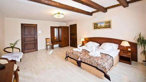 Hotel Dw�r Niemierzyce