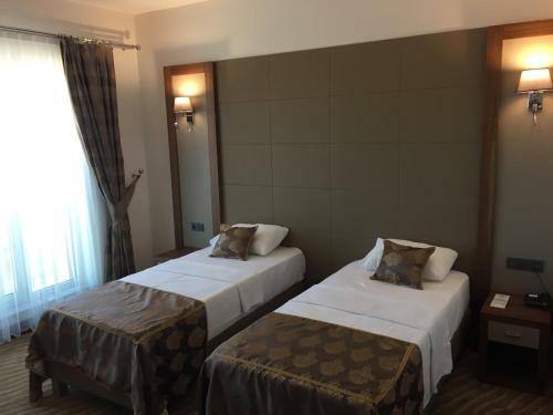 Yze P?rlanta Hotel