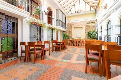 Hotel Ayenda La Antigua