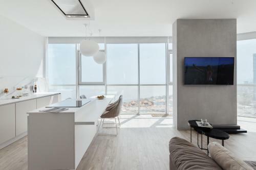 Sea And Sky Apartment
