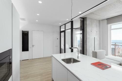 Sea And Sky Apartment
