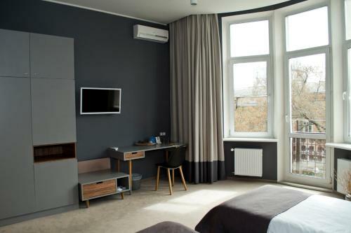 Poet Art Hotel