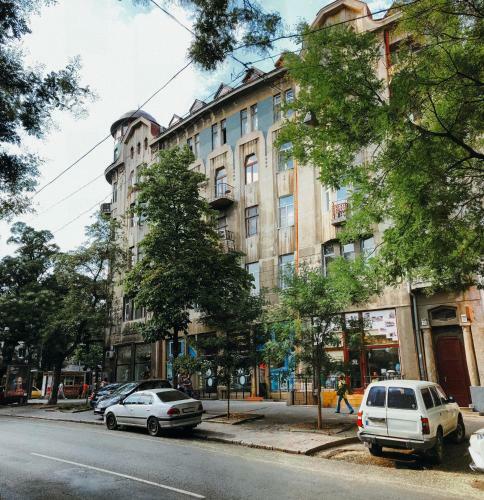 Poet Art Hotel