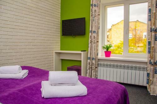 Good Night Hotel
