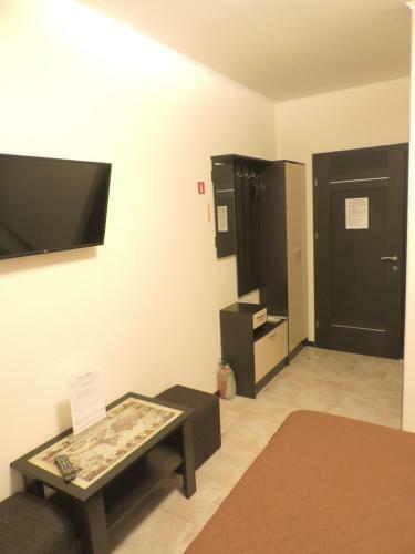 Breeze Hotel